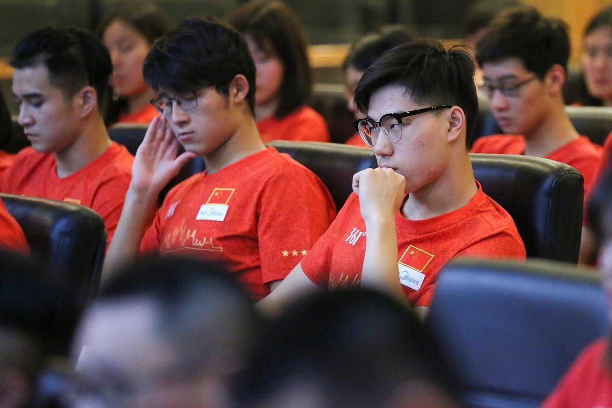 淘汰你的从, 职业寿命