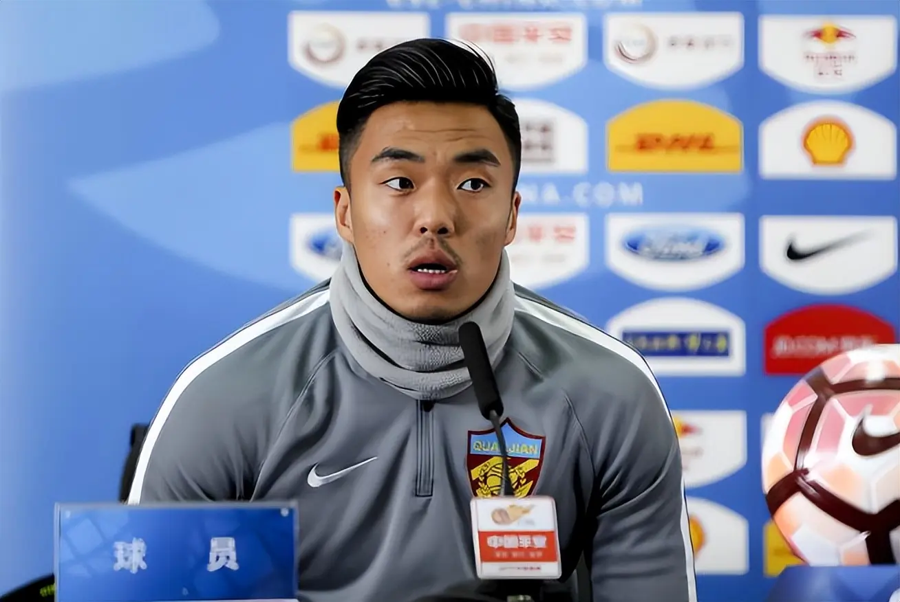 冯潇霆刚出, 学鹏退役后 冯潇霆刚出, 学鹏退役后